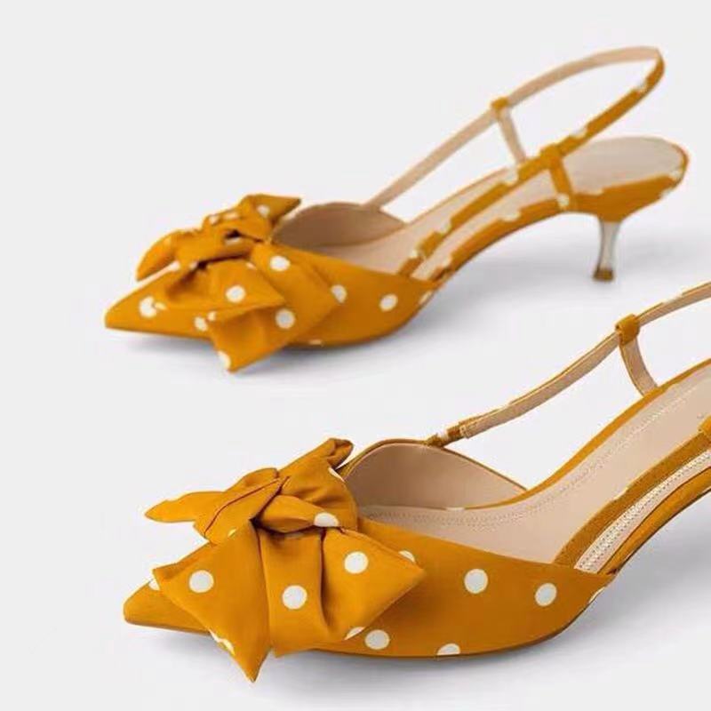 Buy Promoción de nuevo estilo Gina verano nuevo puntiagudo tacones finos  para mujer Satén Rhinestone zapatos individuales temperamento tacones altos  versátiles zapatos de boda zapatos de banquete de novia ｜High heels-Fordeal