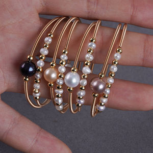 <span class=keywords><strong>Bracelet</strong></span> pour enfants en <span class=keywords><strong>fil</strong></span> de cuivre <span class=keywords><strong>enroulé</strong></span> avec perle d'eau douce - Product Image 1