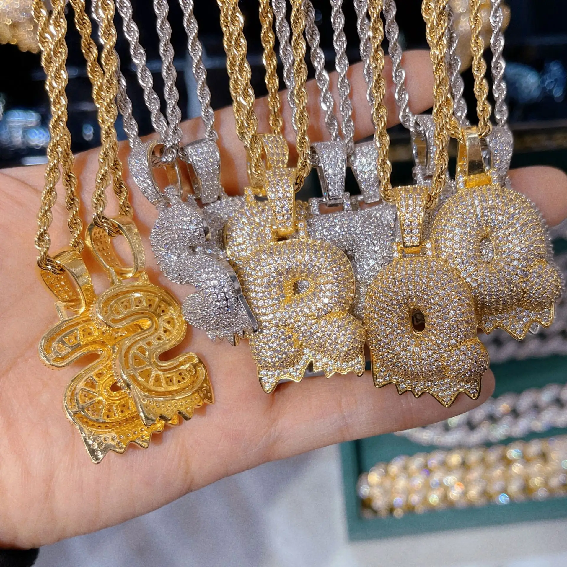 Wholesale Hip Hop Style Copper Brass Letter Necklace Fashion Jewelry Bubble Letter Necklace