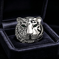 Broche Tigre Rétro de Luxe en Strass - Épinglette Personnalisée en Émail pour Costumes Hommes, Vente en Gros Directe Usine