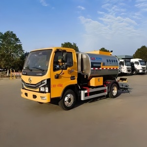 Mejor <span class=keywords><strong>Precio</strong></span>, Camión Pulverizador de <span class=keywords><strong>Asfalto</strong></span> Dongfeng 4x2 de 5CBM, Distribuidor de <span class=keywords><strong>Asfalto</strong></span> Inteligente con Sistema de Control PLC - Product Image 4