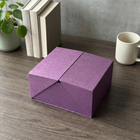 Boîte rigide magnétique à rabat violet de luxe personnalisée en papier texturé spécial + emballage avec insert personnalisé, directement de l'usine, portable