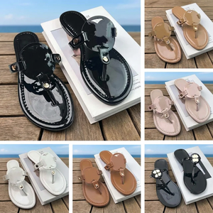 Sandales de plage et de bain pour femmes 2026, antidérapantes, pantoufles d'intérieur, doublure en cuir, tongs tendance, dessus en PU, PVC - Product Image 3