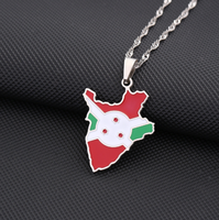 Collier en acier inoxydable avec carte de l'El Salvador et drapeau national, série cartes de pays, pendentif décoratif tendance, souvenir, cadeau