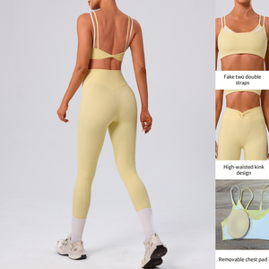 Nuovo Set Yoga da Donna Personalizzato: Leggings Traspiranti Modellanti, Reggiseno Sportivo Color Block, Pantaloncini da Palestra, Top Halter e Giacca Elasticizzata - Product Image 3