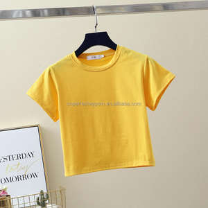 T-shirt asymétrique en tricot pour femme, haut court noir extensible et moulant, sans manches - Product Image 5