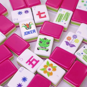 Juego de Mahjong Americano de 4 Capas Hecho a Medida, Fichas Acrílicas Rojo Rosa con 160 Cartas, Juego de Lujo Elegante para Adultos y Regalo - Product Image 5