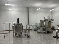 Machine de traitement des fèves de cacao à broyeur à billes économique, machine de revêtement de chocolat, prix usine