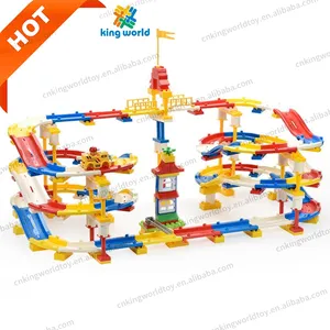 2024 Hot Diy Race 245pcs Building Block Hit Car Electric B/o Speed Racing Rail Car Rail Truck Track Slot Toys Set For Kids