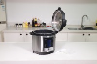 Cuisinière électrique à pression multifonction intelligente en acier inoxydable 5-6L avec contrôle numérique pour usage domestique