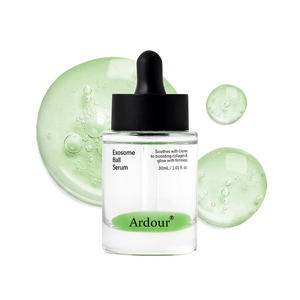 Suero Tónico Facial Orgánico Blanqueador Natural en 14 Tonos con Tapa Dorada, Vegano, Libre de Crueldad, con Ácido Hialurónico - Product Image 1