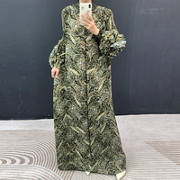 Gaun Abaya Plisket Motif Paisley Vintage Lengan Panjang Kerah Tegak Busana Muslim Sederhana Dubai Kaftan Wanita Lebaran Kasual Gaun Panjang
