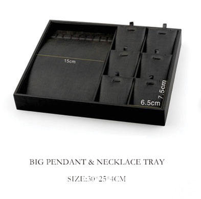 Grand plateau pendentif et collier