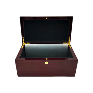 Factory Custom logo Jewelry Packaging Solid Wood Box Tabletop Storage Lacquered Wooden Box with Hinges