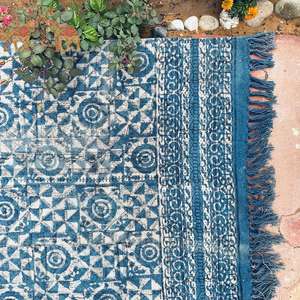 Alfombra de Algodón Minimalista y Versátil, Alfombra Geométrica Elegante para la Sala de Estar y el Dormitorio - Product Image 2