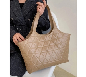 Ensemble sac et chaussures en cuir véritable pour femme Loui, style 5000, avec logo en cristal, décoration en perles, fermeture éclair, doubles poignées - Product Image 2