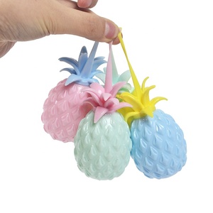 Thực Tế Dứa Styling Tpr Mềm Đồ Chơi Cho Cô Gái Và Chàng Trai Chống Căng Thẳng Squishy Bóng Với Tùy Chỉnh Tùy Chọn Màu Sắc - Product Image 1