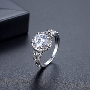 Anello di Fidanzamento Personalizzabile LUOTEEMI con Diamante CZ Halo, <span class=keywords><strong>2</strong></span> Carati di Zirconia Cubica, Anelli di Fidanzamento Halo a <span class=keywords><strong>2</strong></span> Fasce - Product Image 6