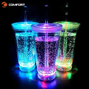 Tasse Portable lumineuse à Led dans l'obscurité, en plastique clignotant, tasses à bière pour Bar, boîte de nuit, fournitures de fête