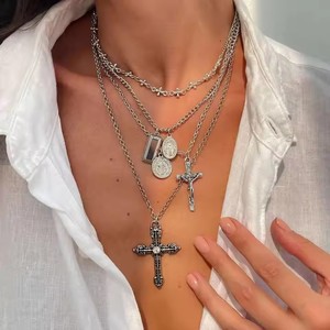 Hip Hop <span class=keywords><strong>Vintage</strong></span> Punk Style 4 pièces/ensemble jésus croix pendentif collier longue chaîne Street Wear objets décoratifs pour femmes hommes mode - Product Image 2