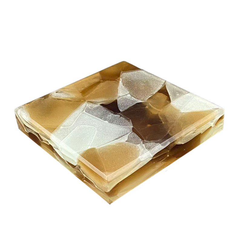 Agate brune et blanche