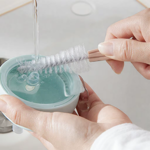 Juego de cepillos de limpieza diaria para madre y bebé, incluye cepillos de esponja de material PP para tetinas, vasos y biberones - Product Image 4