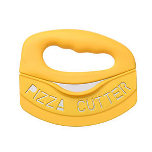 Cortador de Pizza Mezzaluna de Acero Inoxidable, Cortador de Hierbas y Queso Multifuncional Amarillo, Herramienta para Hornear - Product Image 3