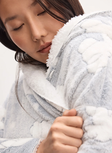 Premium Unisex Sherpa Fleece Jacket Luxury <strong>House</strong> <strong>Coat</strong> Hooded Collar Customizable Winter Season Flannel Pajamas for <strong>Ladies</strong> - Product Image 2