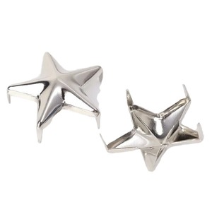 Tachuelas de estrella de cinco puntas Xinghe plateadas, 100 unidades, para bolsos y prendas de vestir, chapado en hierro semitubular duradero, estilo europeo y americano. - Product Image 1