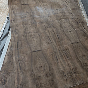 VUNIR 2025 Consegna Rapida Impiallacciatura in Legno Naturale di Radica di Noce <span class=keywords><strong>per</strong></span> Pavimenti e Mobili - Fornitura di Fabbrica <span class=keywords><strong>per</strong></span> Applicazioni Alberghiere - Product Image 5