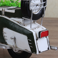 Modèle de cyclomoteur en métal artisanal antique, figurine de scooter rétro pour la décoration de la maison, bureau, bar, café, salon, cadeau créatif