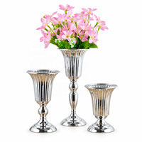 Vase à fleurs haut de gamme en fer, style moderne et simple, pour centres de table de mariage, décorations de table, finition électro-plaquée or/argent