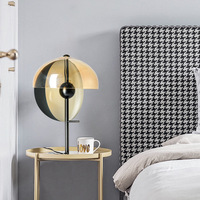Lampe de table LED moderne et créative, flexible, alimentée par courant alternatif, base E26, pour décoration intérieure, chambre à coucher, lit, hôtel, villa, salle d'exposition