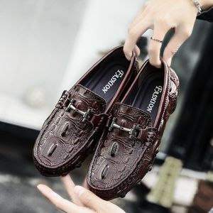 รองเท้าโลฟเฟอร์ผู้ชายรุ่นใหม่ปี 2026 ทรง Octopus Bean สวมใส่สบาย พื้นเรียบ แบบสวม ไม่มีเชือก สีพื้น ผลิตจากโรงงาน - Product Image 3
