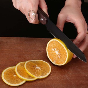 Ensemble de couteaux de cuisine noirs résistants à la rouille, petits couteaux à légumes/fruits/désossage/couteaux de chef en acier inoxydable, quatre pièces - Product Image 4