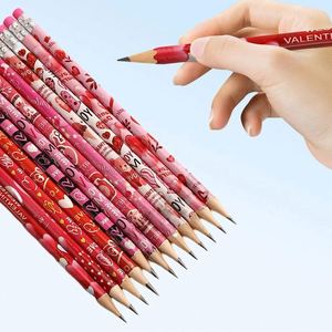 Lot de crayons personnalisés pour enfants, 24 pièces, pour dessins artistiques de la Saint-Valentin - Product Image 3