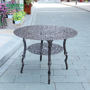 Insieme della mobilia del tavolo e delle sedie del ristorante all'aperto fatto a mano di progettazione europea - Product Image 6