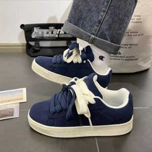 Zapatillas de plataforma retro estilo Hong Kong chic para mujer, con doble cordón, tendencia nacional, informales de otoño - Product Image 1