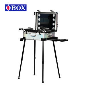 Trousse de maquillage portable OBOX avec huit lampes, grande capacité, couleurs irisées noires, pour le rangement à domicile et les voyages - Product Image 1