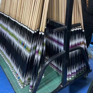 ไม้คิวพูล Nine Ball ทำจากไม้เมเปิ้ล ขนาด 13 มม. 12 มม. ทนทาน ผู้ผลิตขายส่ง - Product Image 1