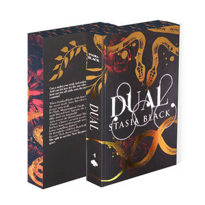 Libro de Cuentos Personalizado de Alta Calidad con Tapa Dura, Impresión Digital en las Páginas y Material de Papel con Borde Pulverizado - Product Image 1