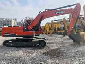 Excavatrices d'occasion Doosan DX225LC-7 de haute qualité, 22,5T, sur chenilles, moteur, garantie 1 an, fabrication coréenne - Product Image 3