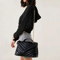 Sac à main matelassé en cuir véritable pour femme, avec bandoulière chaîne réglable, sac à bandoulière en polyester pleine fleur, OEM/ODM