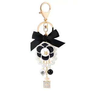 Korean Style Small Fragrant Camellia Pendant Pearl Bowknot Keyring Car Bag Keychains Manufacture (KC196C)