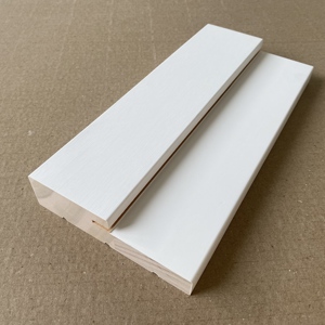 Jamba de puerta interior de pino radiata con uniones a punta, imprimada en blanco - Product Image 4