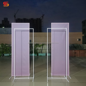 ฉากหลังงานแต่งงานทรงสี่เหลี่ยมเรขาคณิตแบบเรียบหรู ขายดี พร้อมขาตั้งสำหรับโครงสแตนเลส ผ้าพิมพ์ลายตึง - Product Image 3