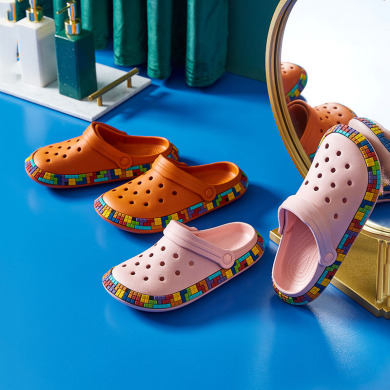 wholesale chaussure lady's clogs slippers sandals outdoor clog sandalia designer clogs slides slippers chinelo for women