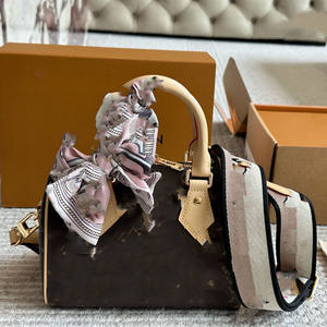 Sacs bandoulière Boston de luxe haut de gamme pour femmes 2025 avec logo imprimé rétro, sac à main supérieur, sac Boston en forme d'oreiller pour dames - Product Image 6