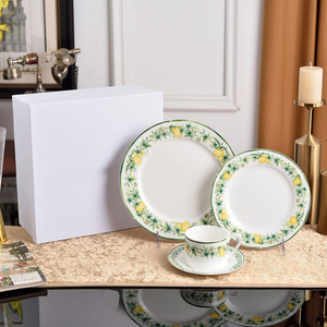 Nouvelle série de vaisselle en porcelaine fine 2024 – Assiette occidentale haut de gamme pour hôtels et mariages - Product Image 1