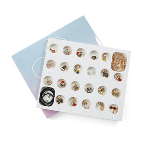 Cross-Border para Taylor TS 24 Grid Blind Box DIY Unisex chapado en oro en forma <span class=keywords><strong>de</strong></span> corazón pulsera decoración aniversario regalo pulsera - Product Image 4